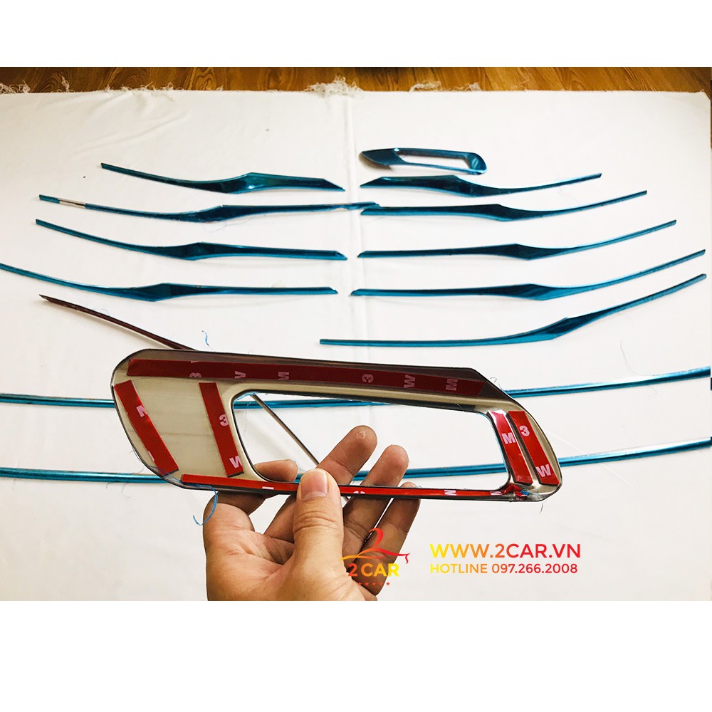 Ốp Mặt Ca lăng, calang xe Toyota Camry 2019 2020 2021 Hàng inox cao cấp