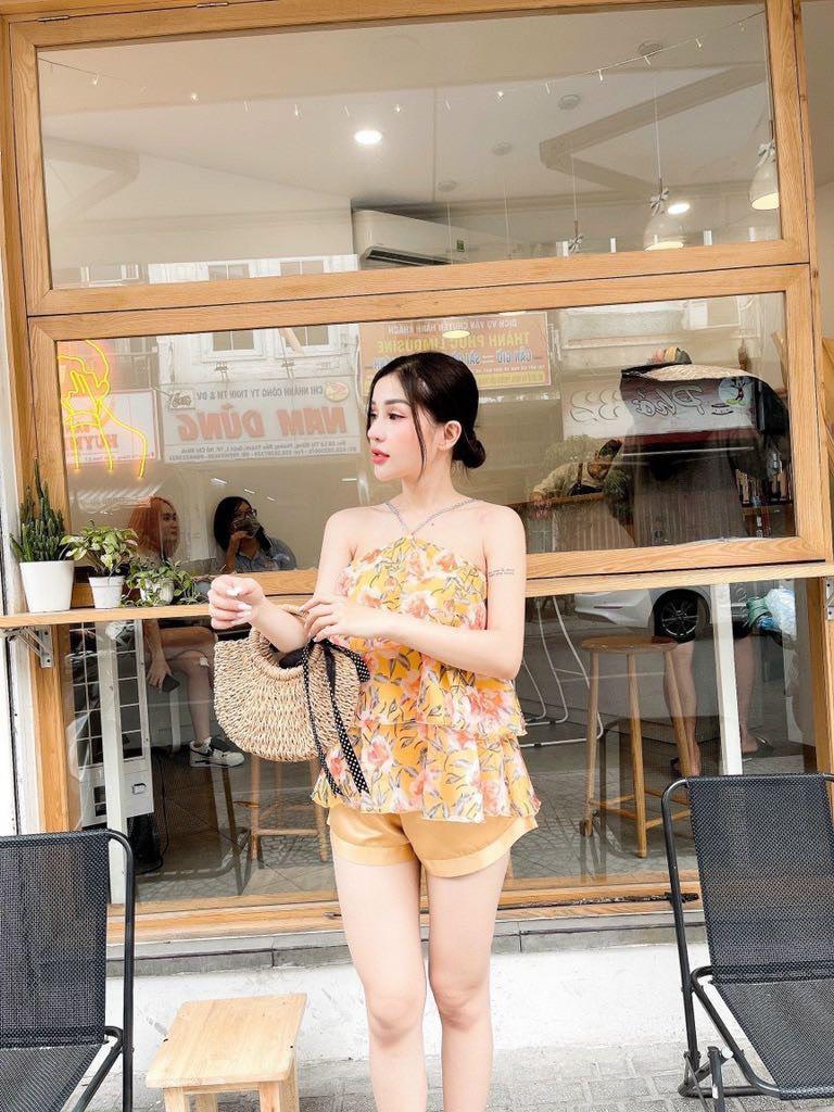 SET ÁO HOA TẦNG PHỐI QUẦN SHORT 75302377