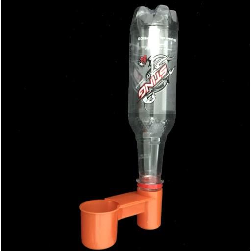 Máng uống tự động cho gà chọi chim bồ câu và gia cầm dạng nút chai màu cam