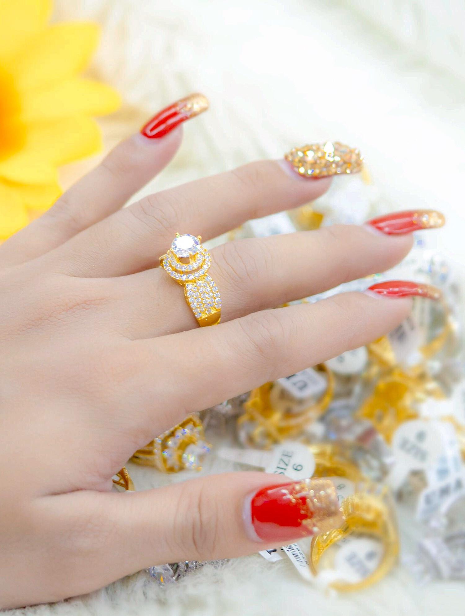 Nhẫn nữ đính xoàn mạ 18k cao cấp E71