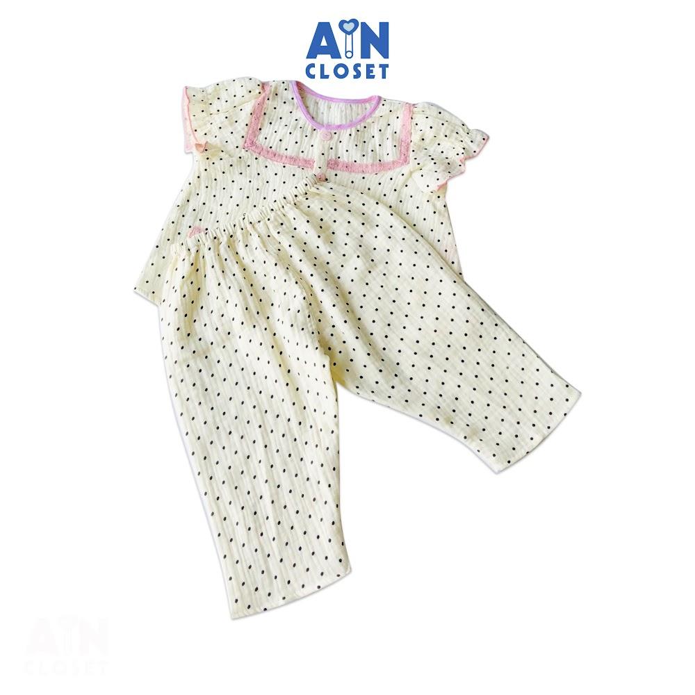 Bộ quần dài áo tay ngắn bé gái họa tiết Bi viền hồng xô muslin - AICDBGAW9YY1 - AIN Closet