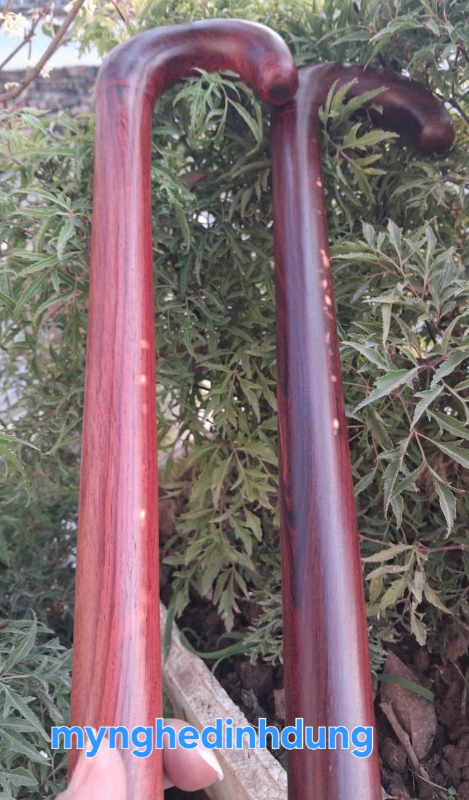 Gậy chống hỗ trợ đi lại gỗ cẩm