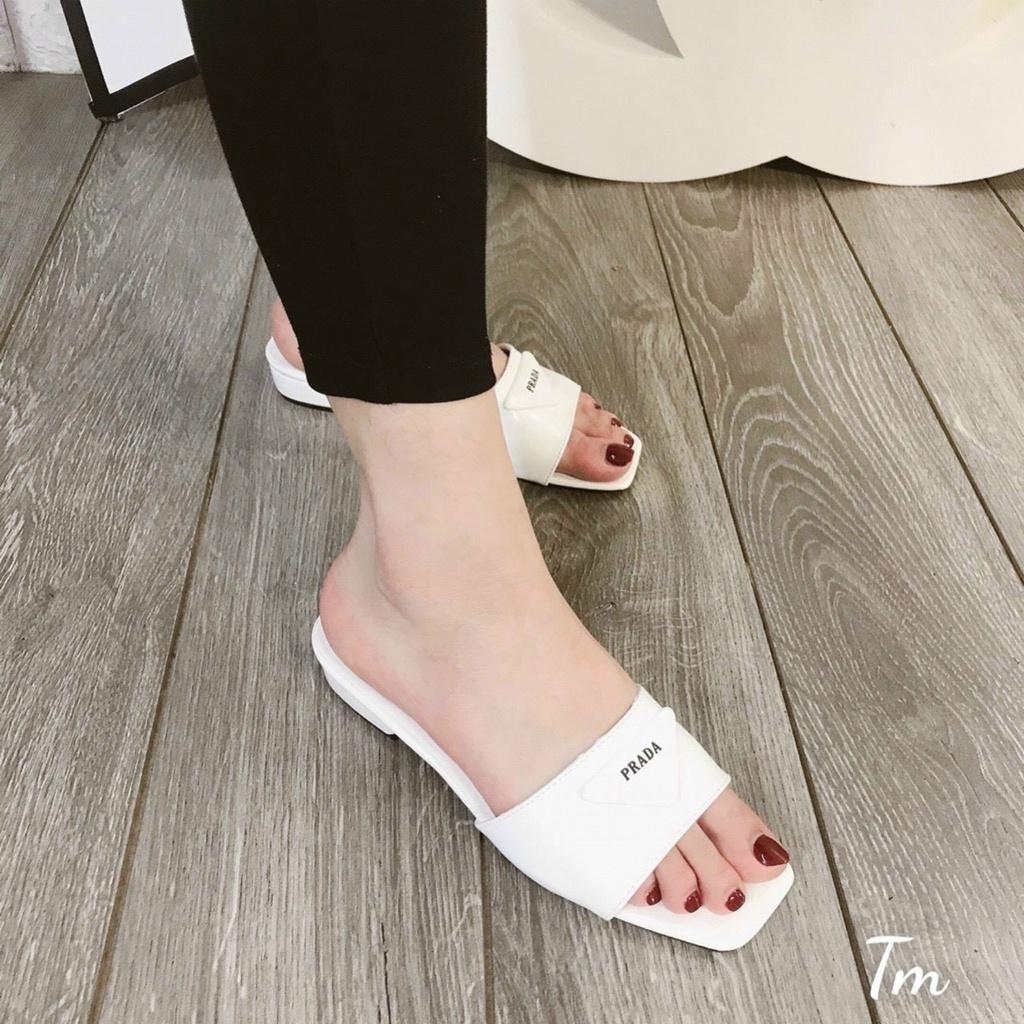 Guốc da bóng mũi vuông quai ngang khuy tam giác gót thấp - 2P