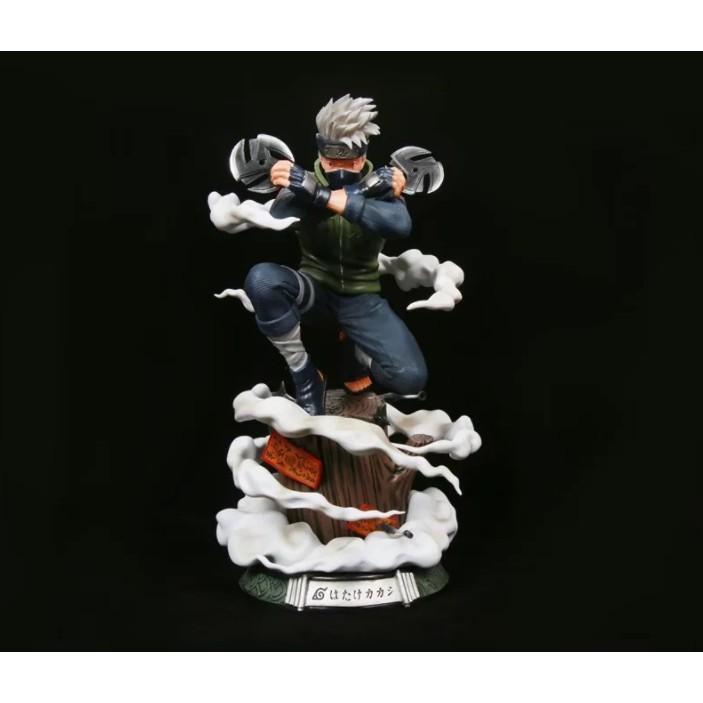 Mô Hình Figure Naruto Kakashi phóng tiêu đứng gỗ 29cm