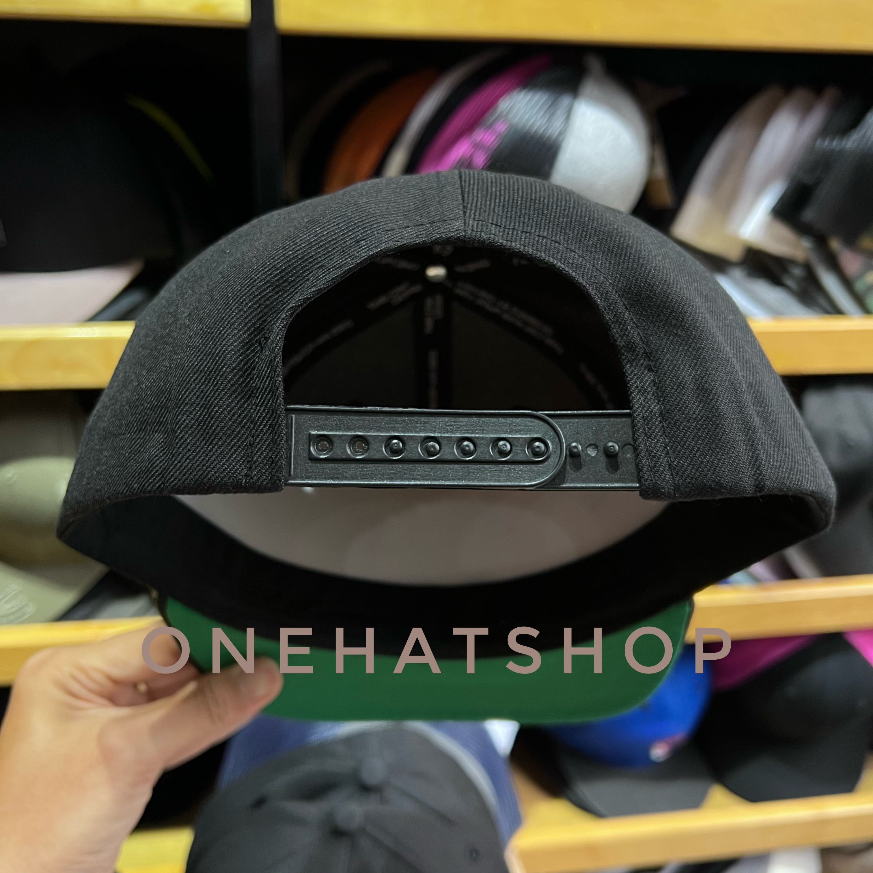 Nón snapback thêu nổi logo chữ F font chữ cổ điển chất lượng cao fom cứng đứng fom không móp méo