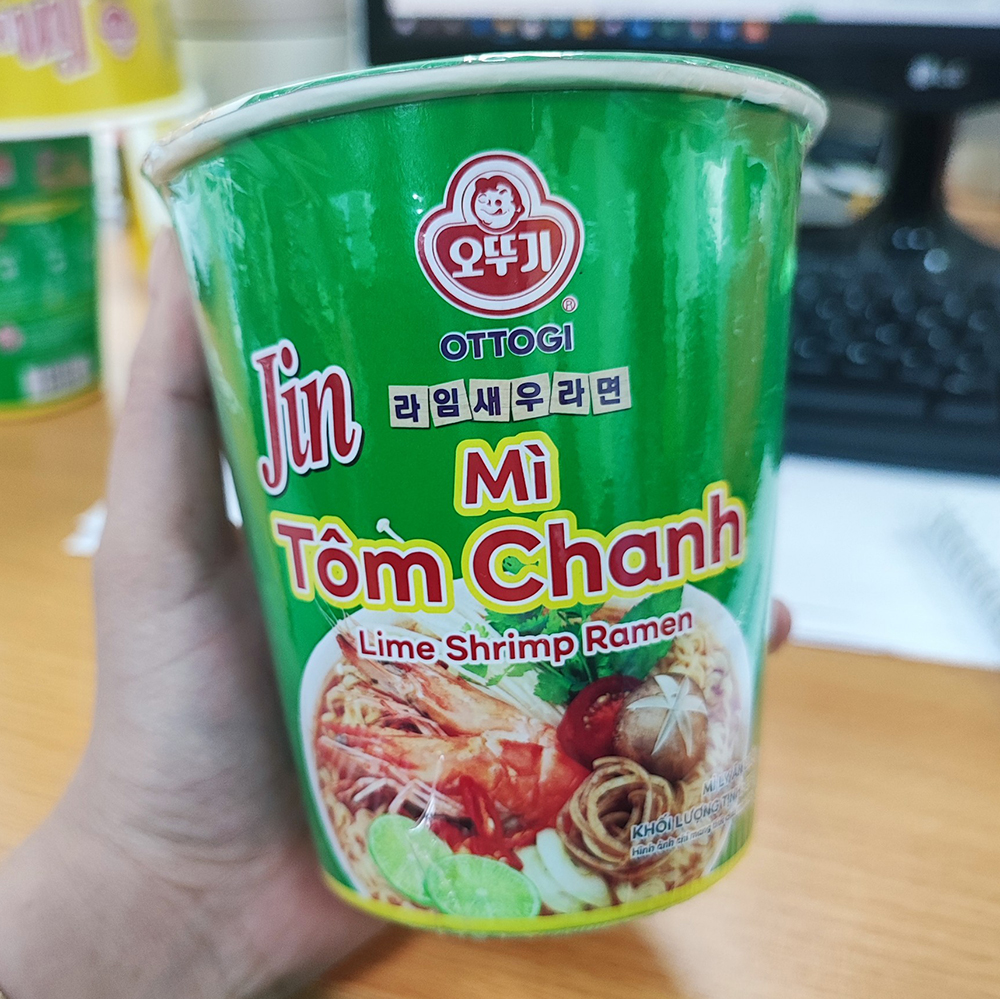 Mì ly ăn liền Jin Tôm Chanh Ottogi 65g