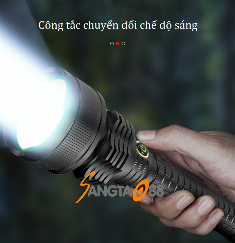 Đèn pin led siêu sáng, chiếu sáng xa trong đêm A18 chất lượng cao (Tặng miếng thép đa năng 11in)