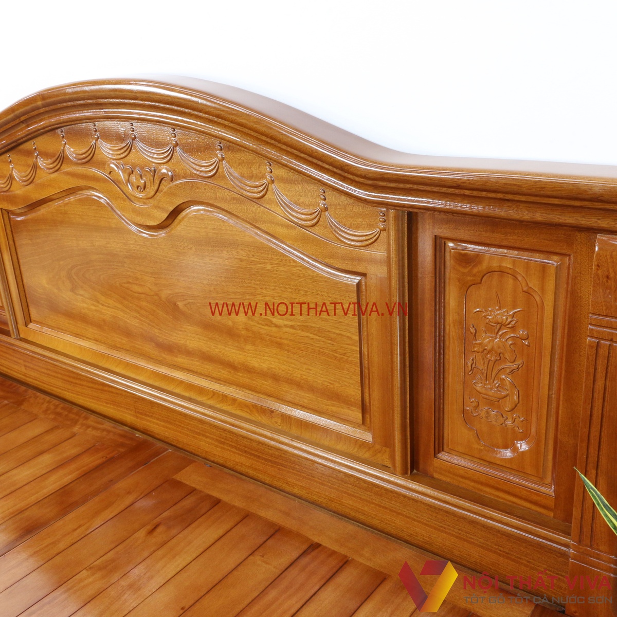Giường Ngủ Gỗ Xoan Đào Tự Nhiên Vạt Phản Chạm Hoa Văn Đẹp Tinh Tế