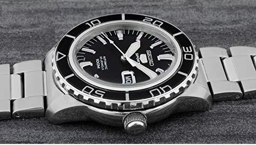 Đồng hồ nam Seiko SNZH55