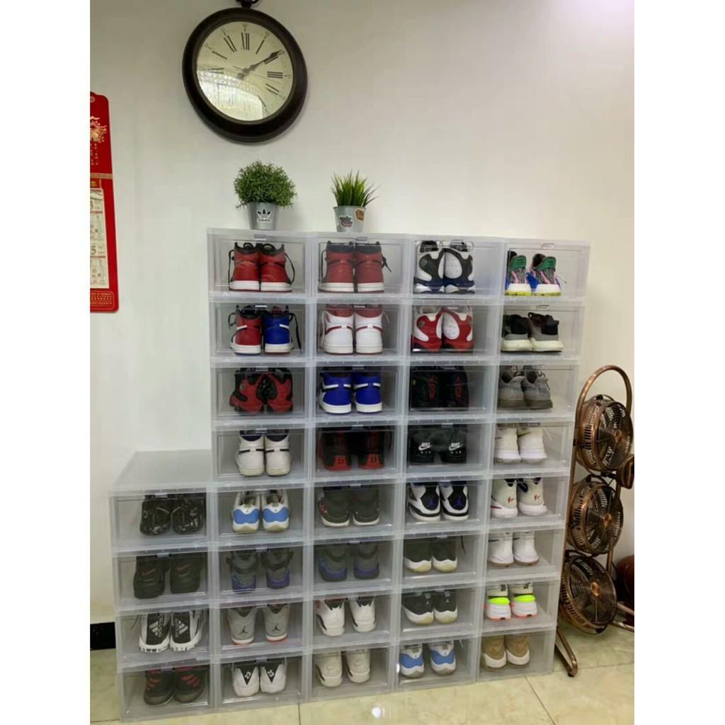 Hộp Đựng Giày Nhựa Cứng Nắp Cửa Hít Nam Châm