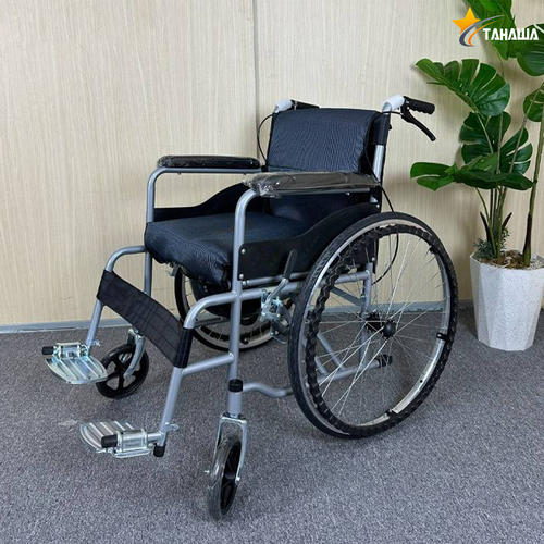 Xe Lăn Tay Có Bô Vệ Sinh TAHAWA W106