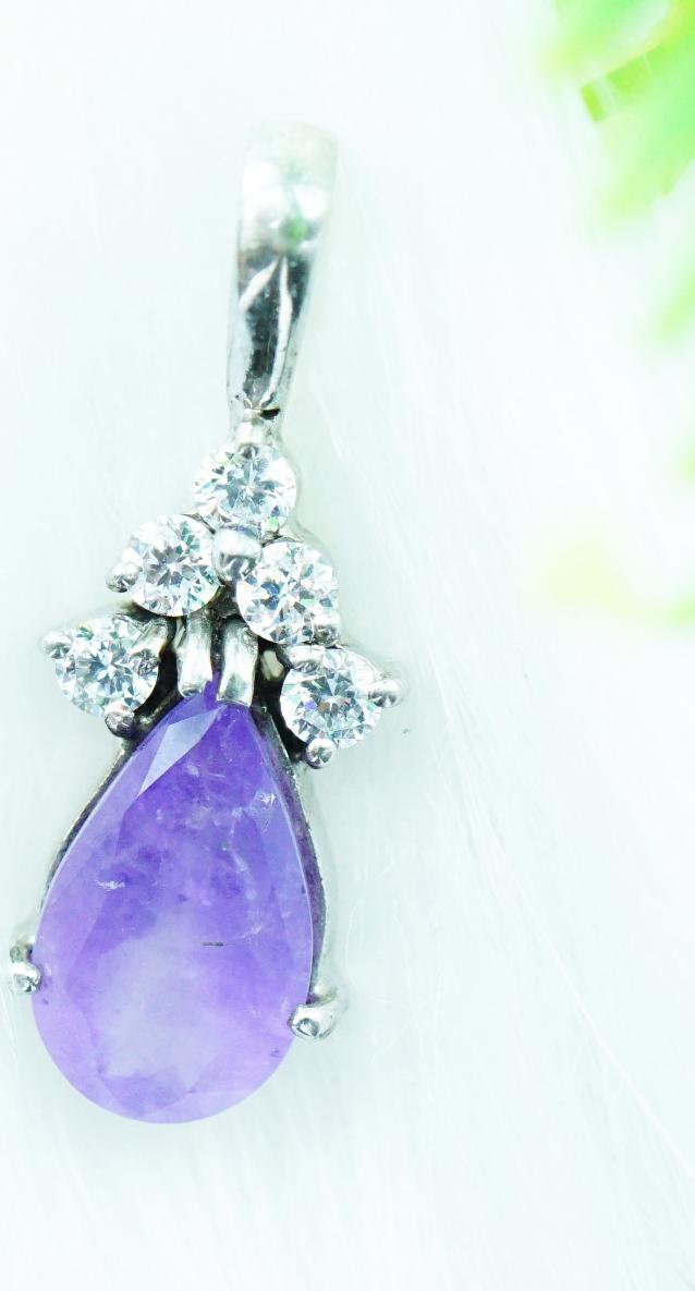 Mặt dây chuyền thạch anh tím Amethyst tự nhiên kiểu giọt nước
