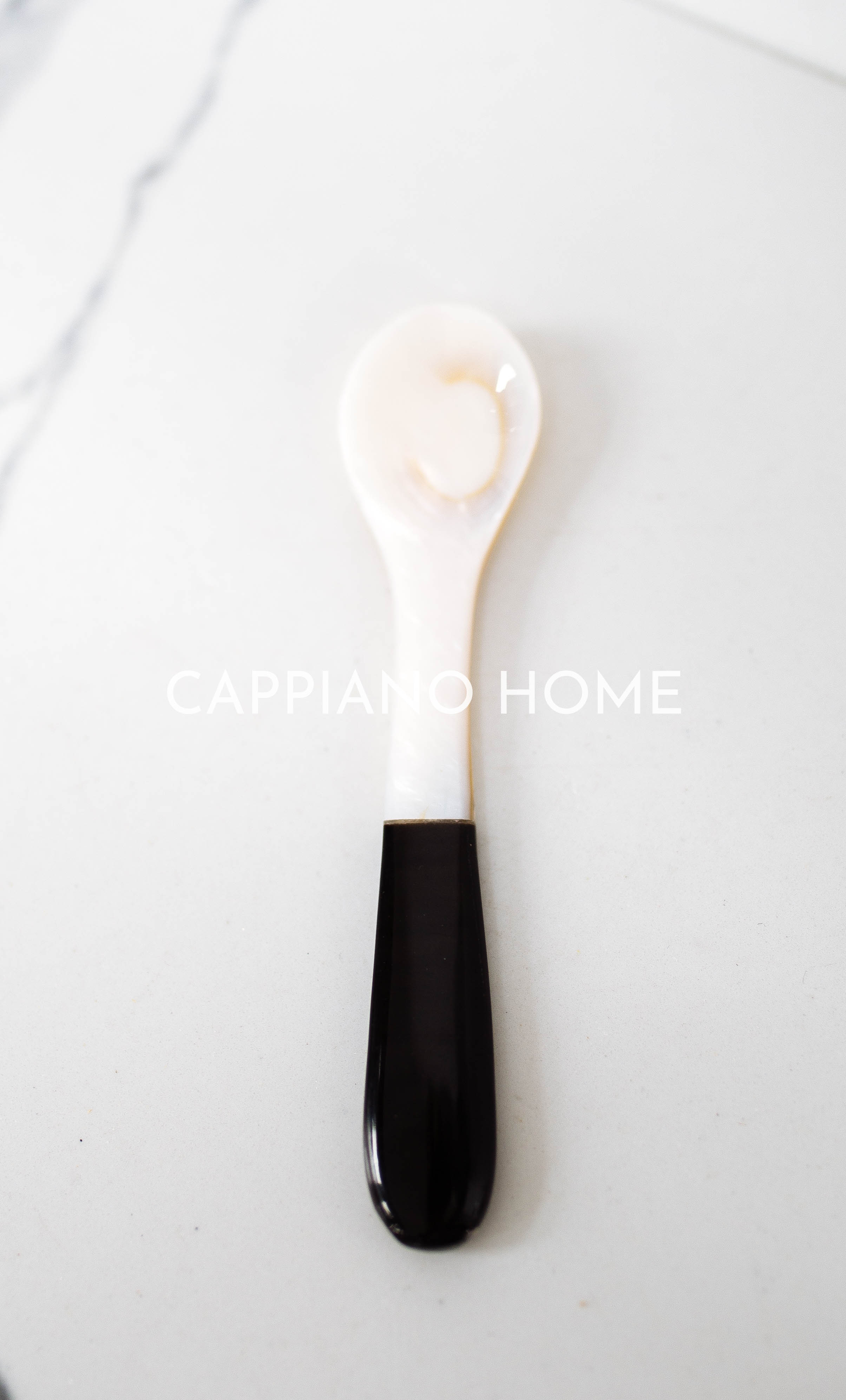 Thìa Khảm Trai Trắng Đen Tự Nhiên, Thìa Xúc Đồ Ăn Tinh Tế, Decor Phong Cách Châu Á | Cappiano Home