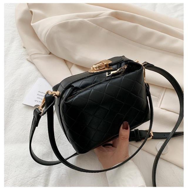 TÚI ĐEO CHÉO VTRQUAICAI XINH XẮN !