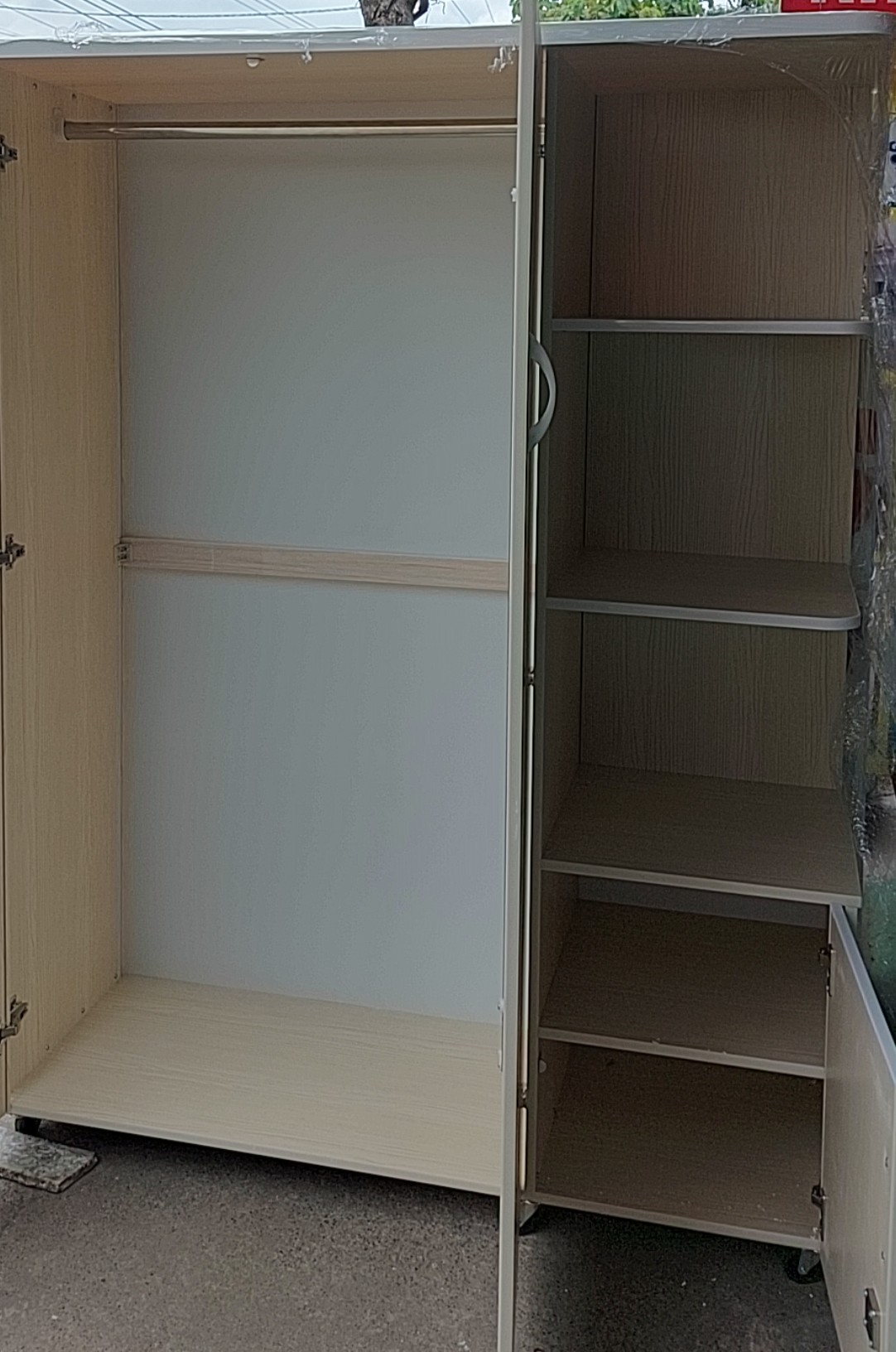 Tủ áo kèm kệ và tặng gương Juno Sofa 1m2 x 1m6 x 45 cm