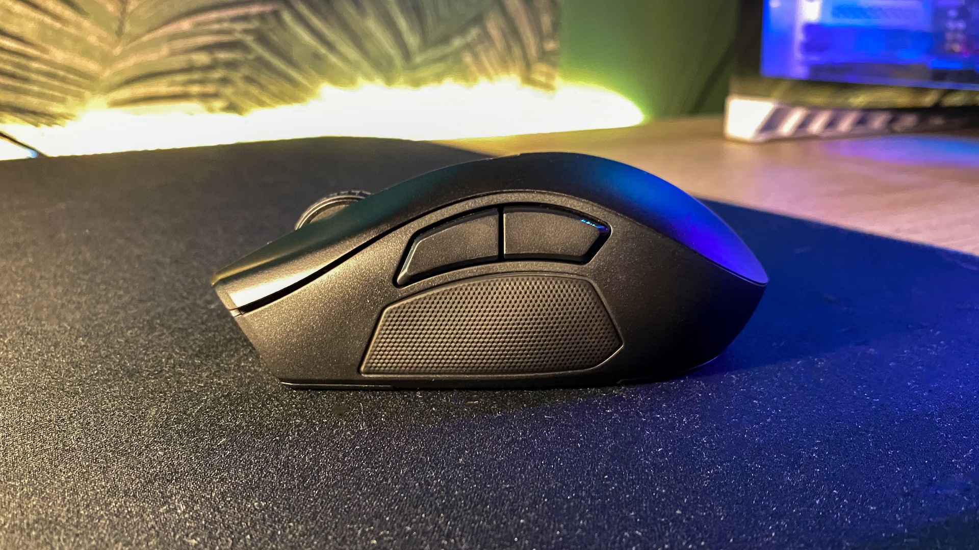 [Mới, hàng chính hãng] Chuột Razer Naga V2 Pro