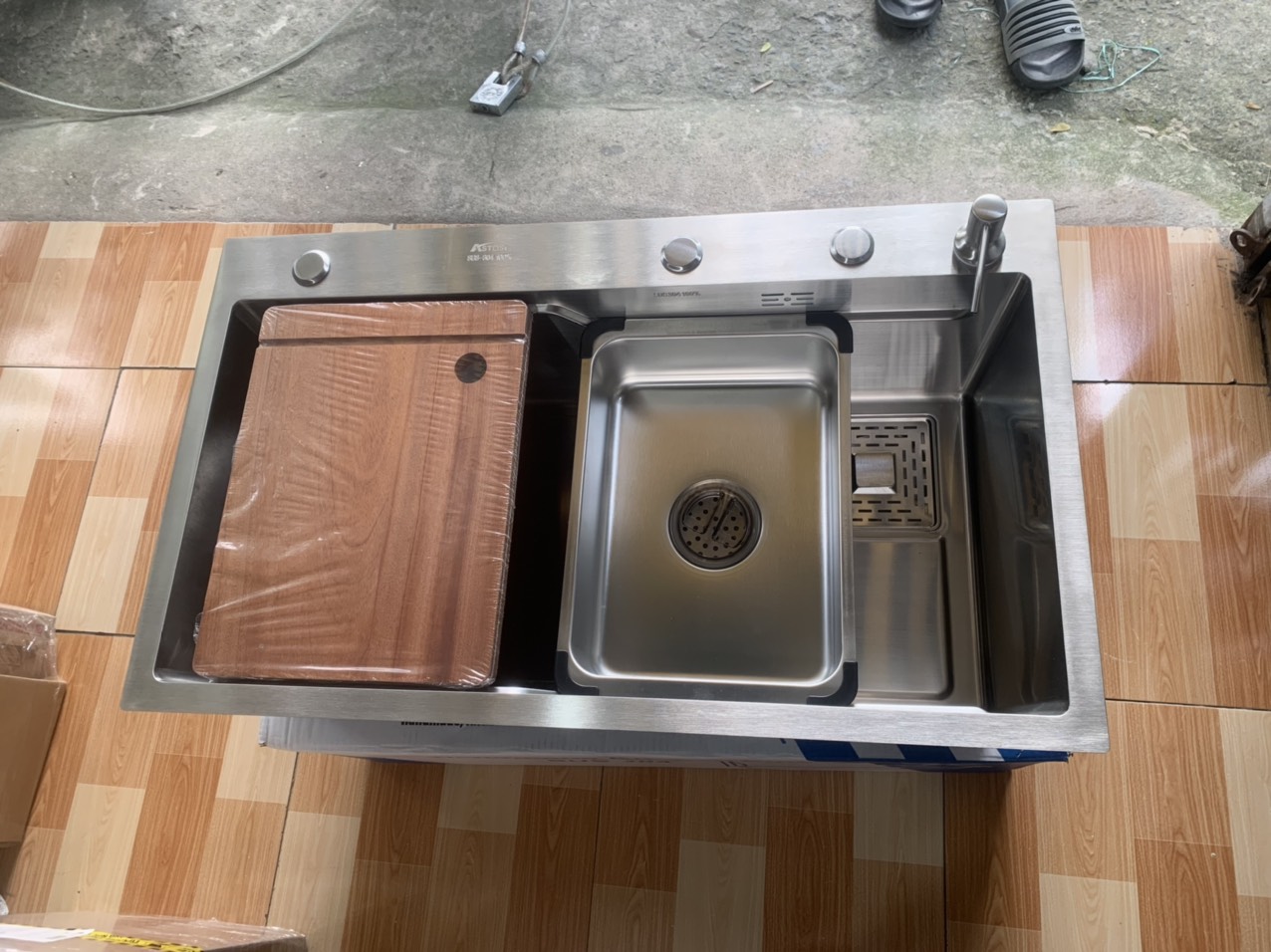 Bồn chậu rửa chén bát inox 304 1 hố lớn 78x46cm dày 3.5 li