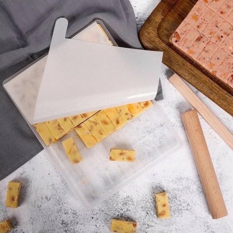 Khuôn kẹo Nougat 60 viên