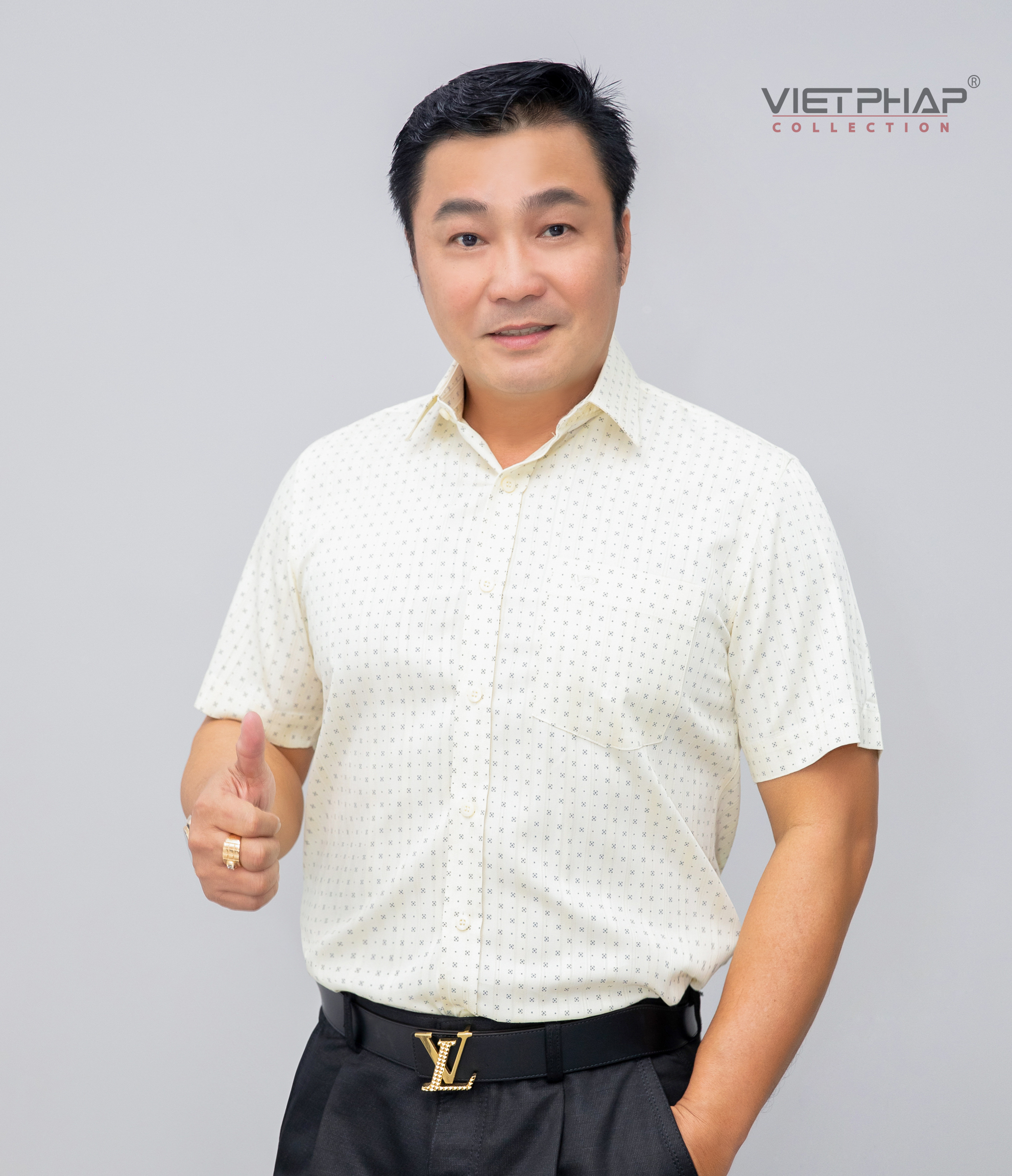 Áo Sơ Mi Nam Trung Niên Tay Ngắn Vạt Ngang Lụa Cao Cấp 9503 Việt Pháp