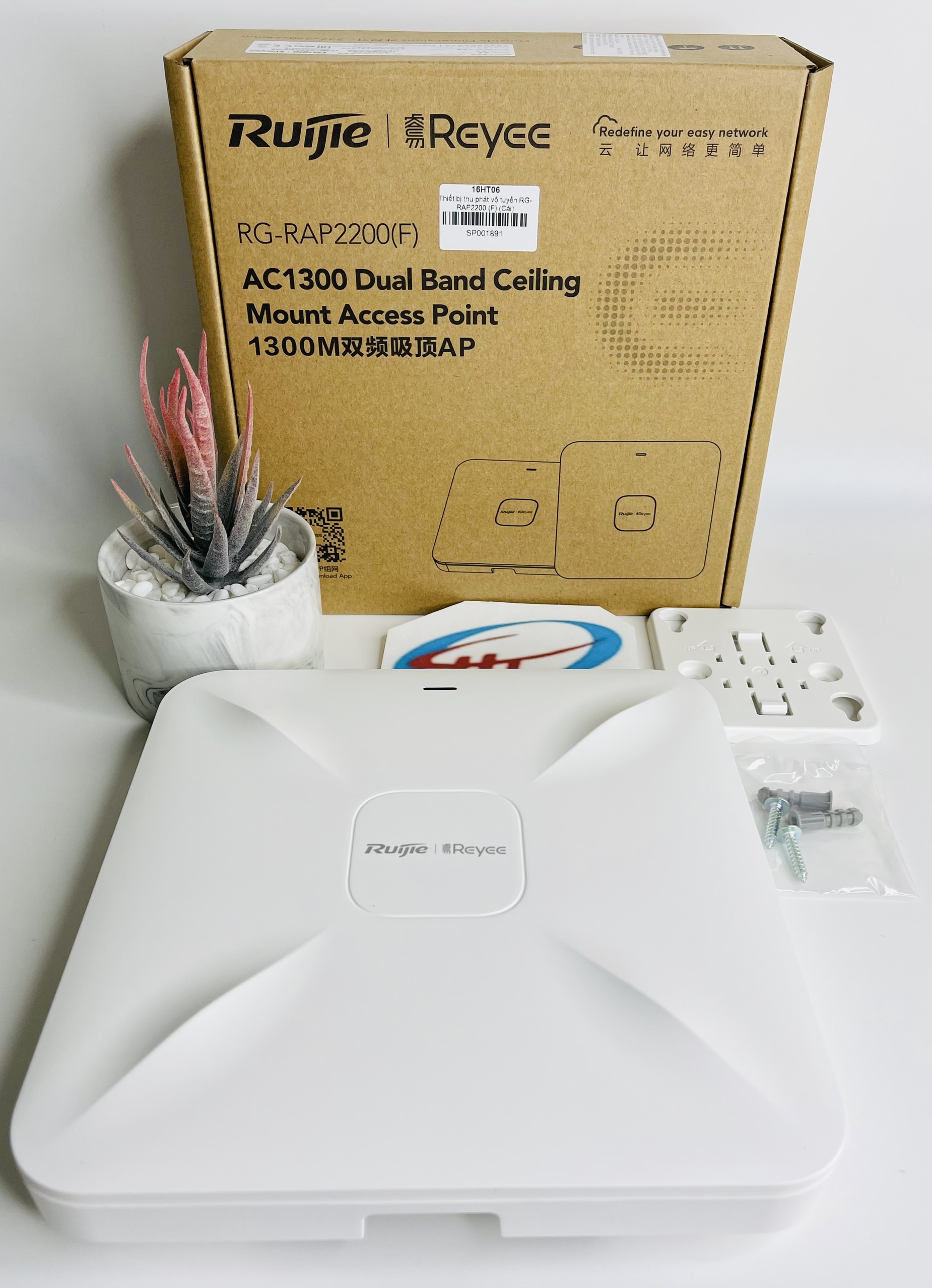 Thiết bị phát wifi ốp trần RUIJIE REYEE RG-RAP2200 (F) Hàng Chính Hãng.