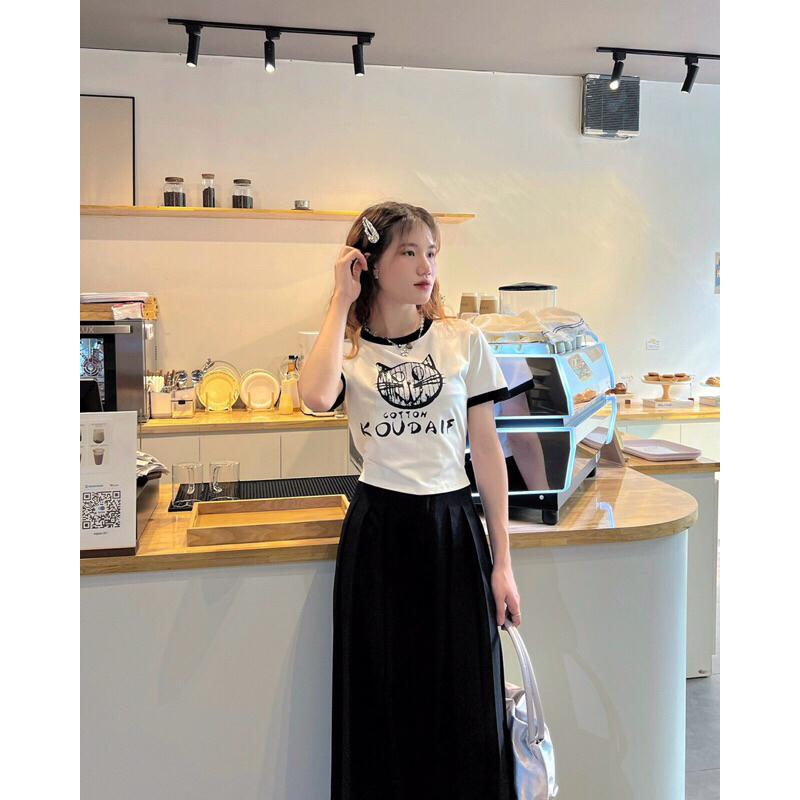 Áo phông nữ croptop dáng ngắn viền màu hình con mèo dây buộc sau a238708 germe