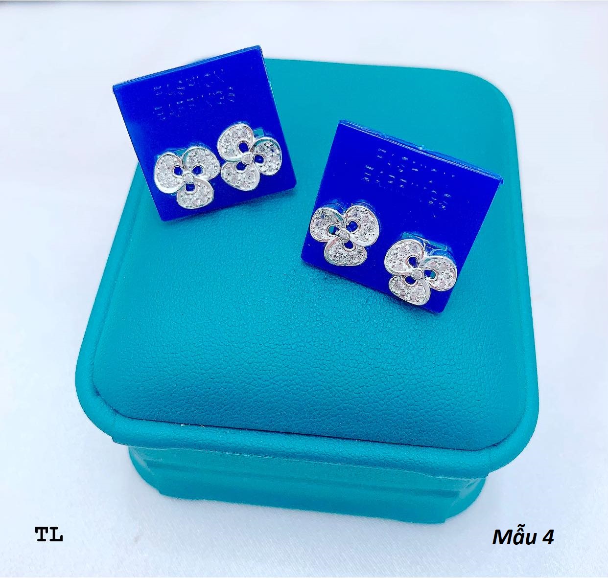 Bông tai bạc nụ xinh chốt đẩy chất liệu bạc s925 MS052