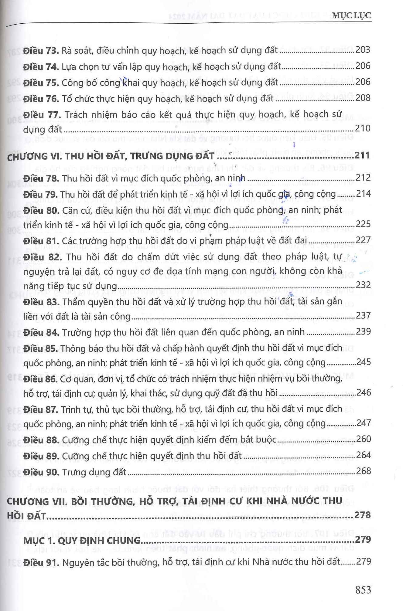 Bình Luận Khoa Học Luật Đất Đai Năm 2024 - TS. Trần Quang Huy chủ biên