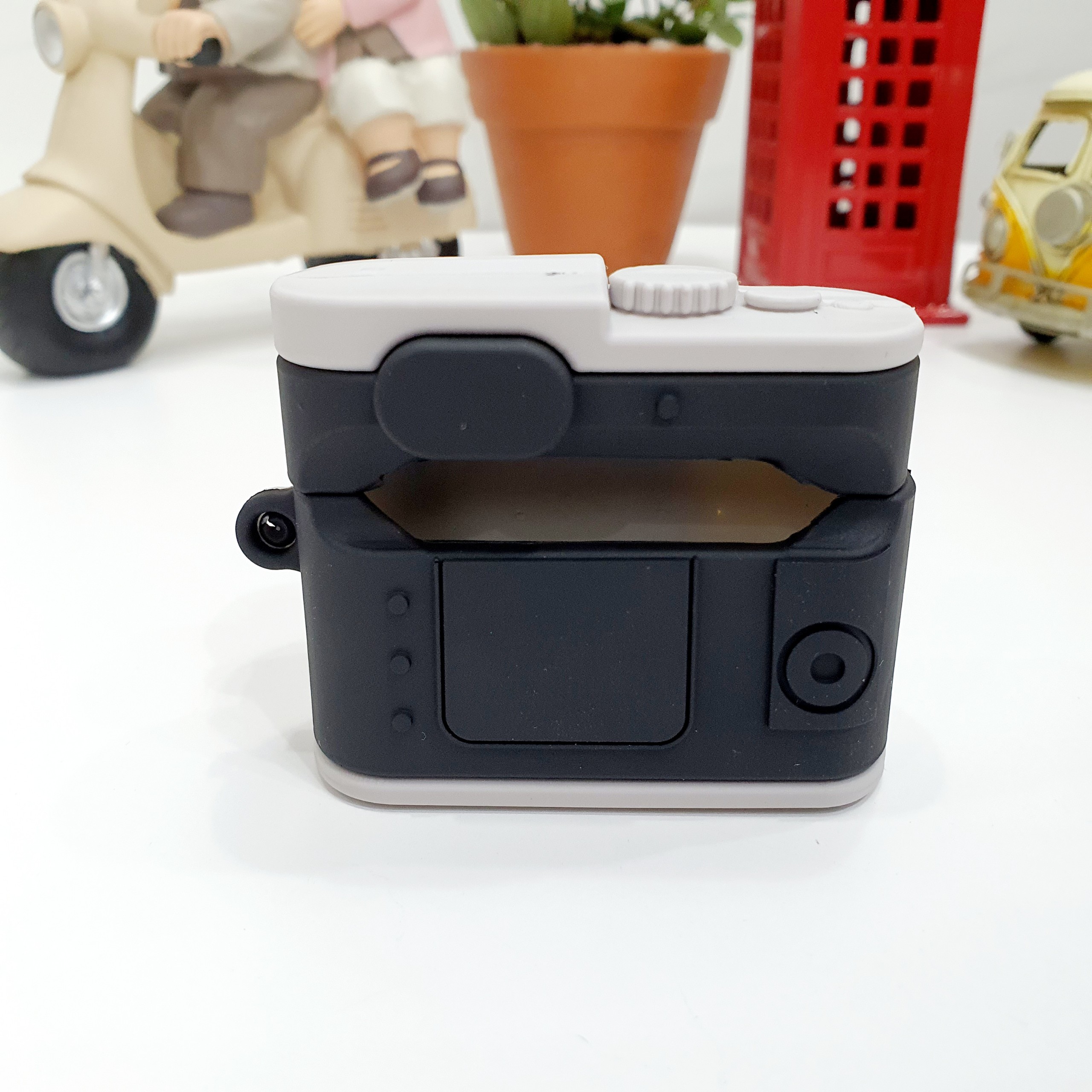 Case Ốp Silicon Bảo Vệ Cho Apple AirPods Pro - Máy Ảnh Màu Trắng