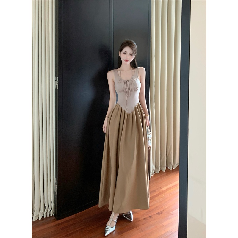 Đầm maxi 2 dây bản kiểu dáng dài body xoè