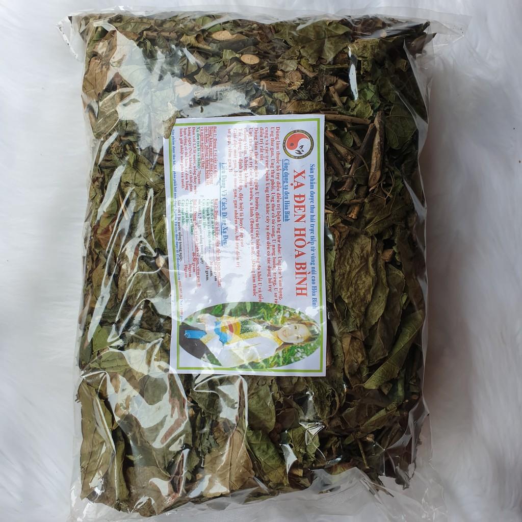 Xạ đen hòa bình lá và cành