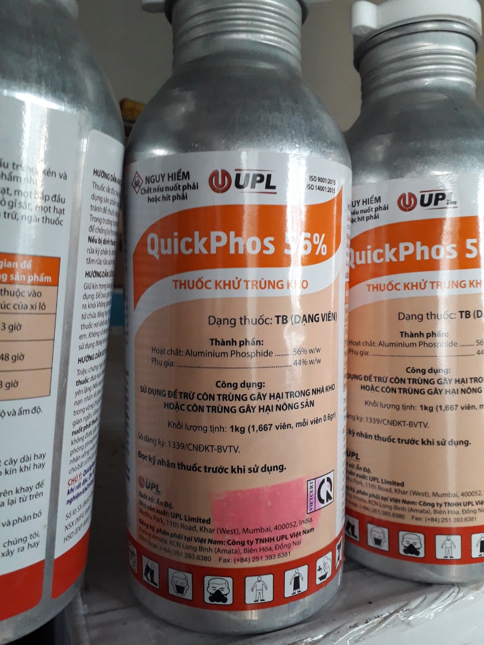 Thuốc khử trùng nông sản QuickPhos 56% chai 1kg