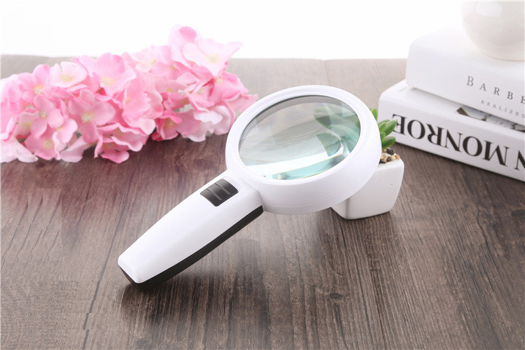 Kính lúp cầm tay đọc sách báo cho người cao tuổi phóng đại 30 lần