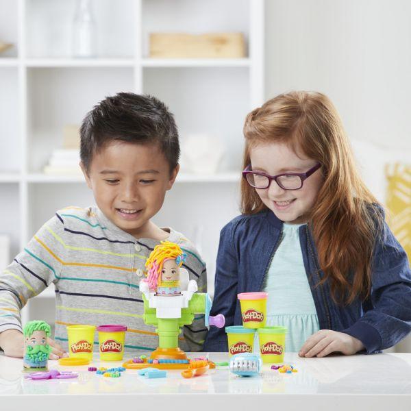 Nhà tạo mẫu tóc nhí (dùng pin) Thương hiệu PLAYDOH