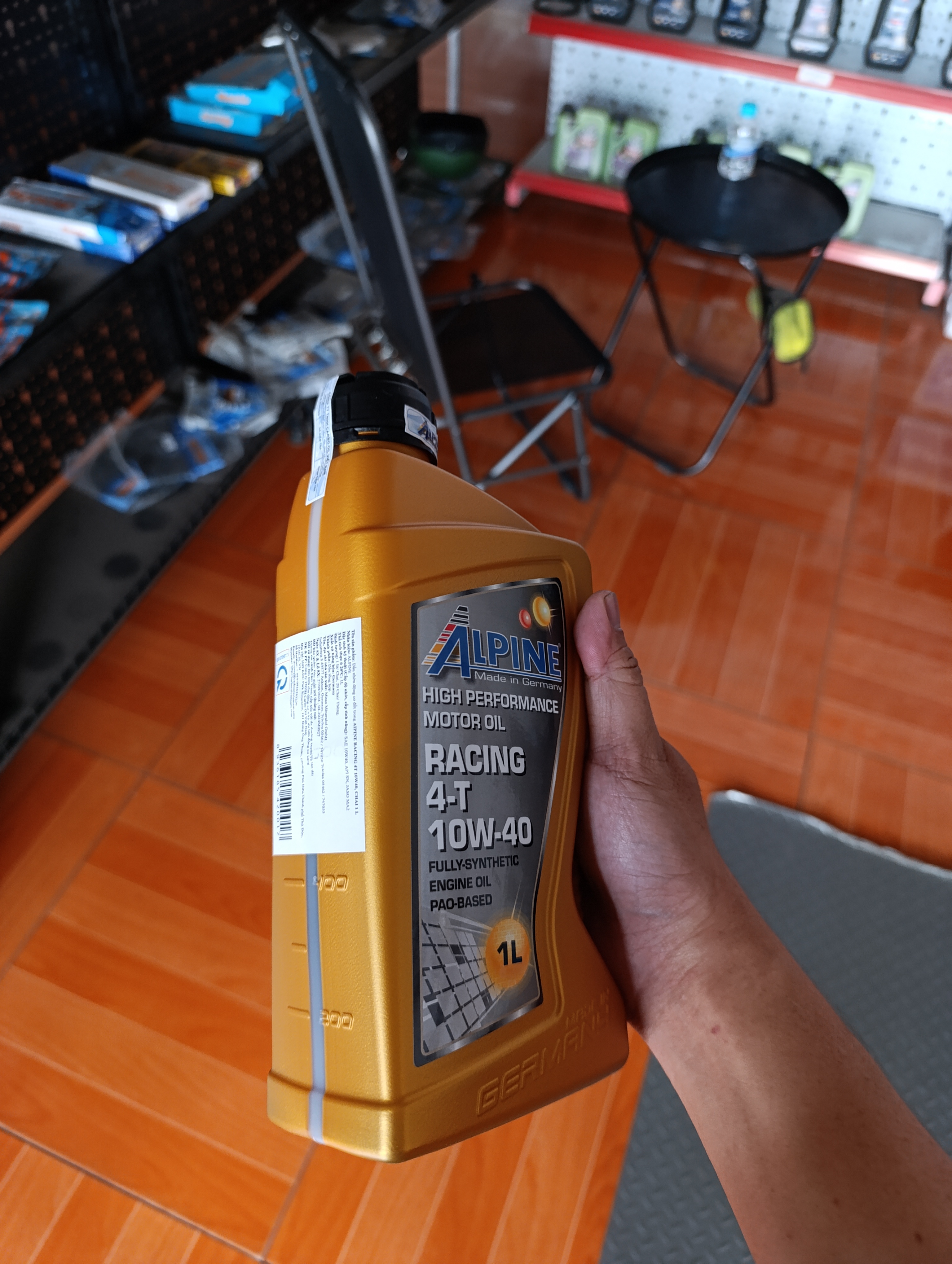 Dầu nhớt Alpine racing 4T 10W40