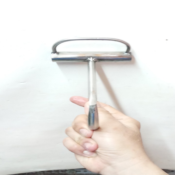 CÂY MÓC ĐÁ INOX LỚN.