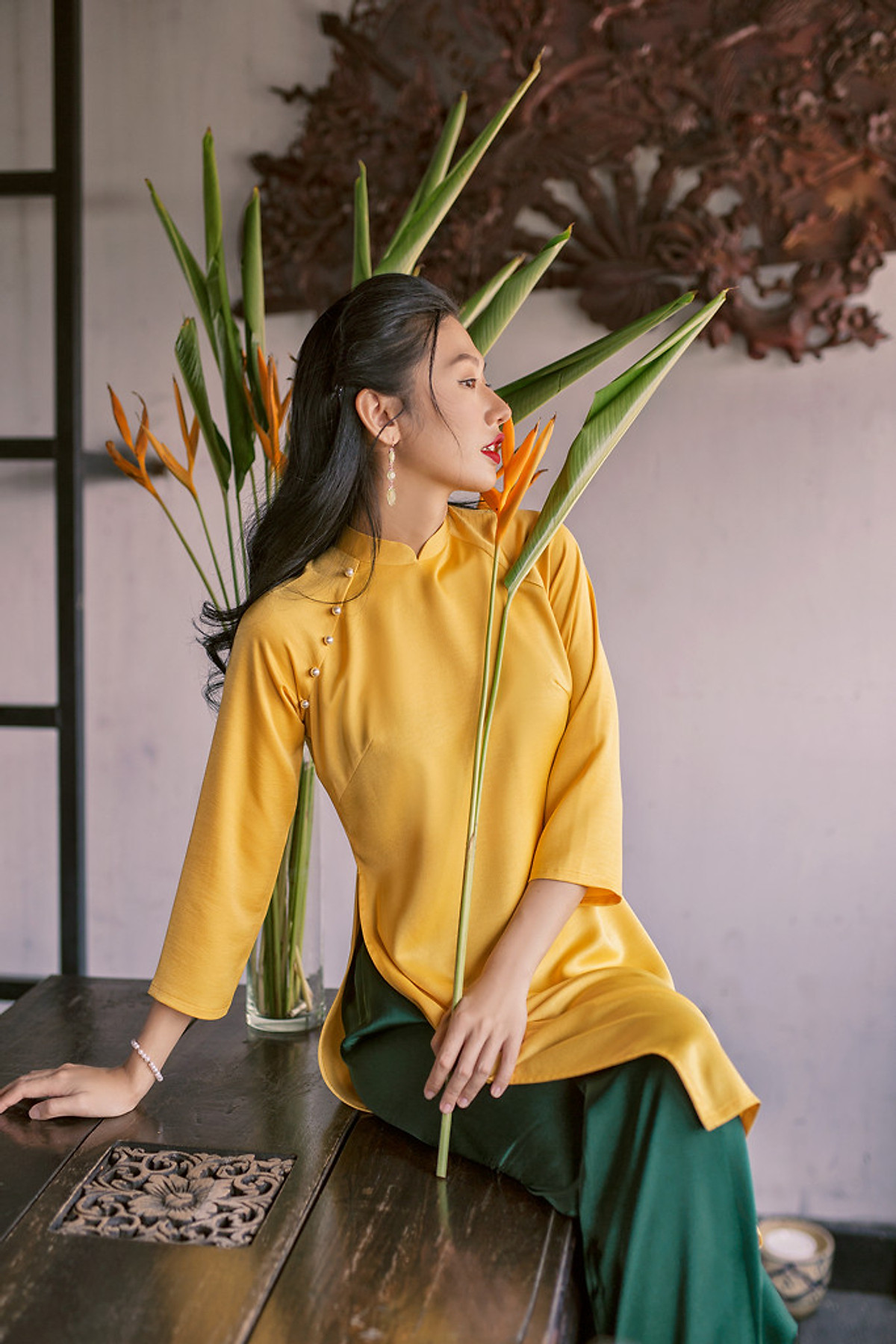 Áo Dài Cách Tân Lụa Tô Châu Cao Cấp - Áo Vàng + Quần Xanh
