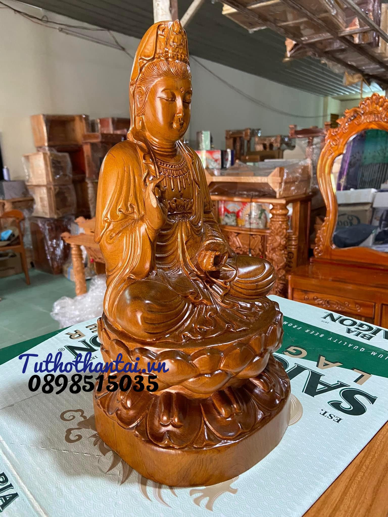 Tượng Phật Quan Âm gỗ Bách Xanh