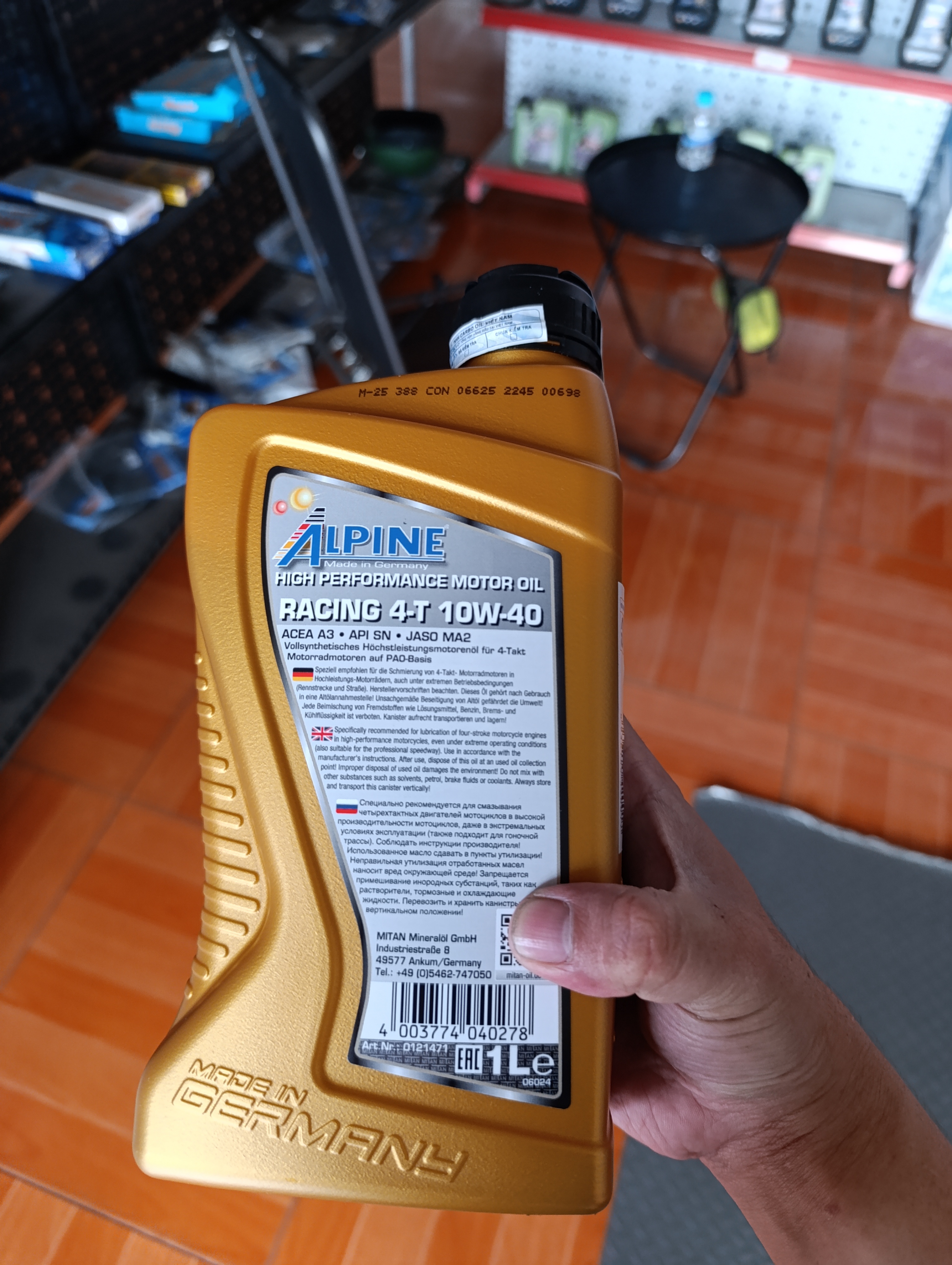 Dầu nhớt Alpine racing 4T 10W40