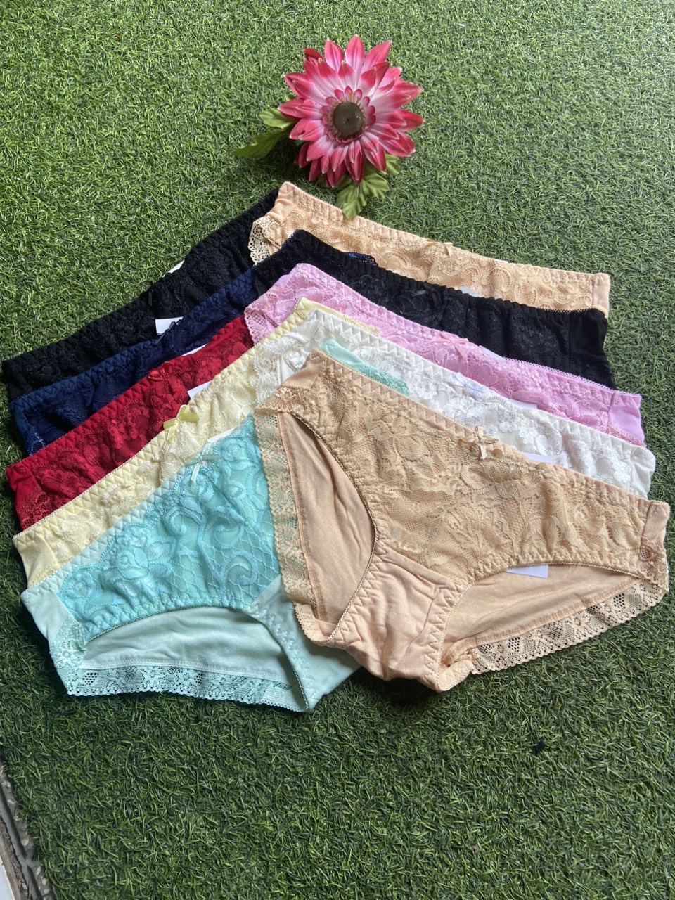 Combo 10 Quần Lót Nữ Cotton Ren Đùi Size 2XL từ 60kg đến 63 kg tuỳ chiều cao từ