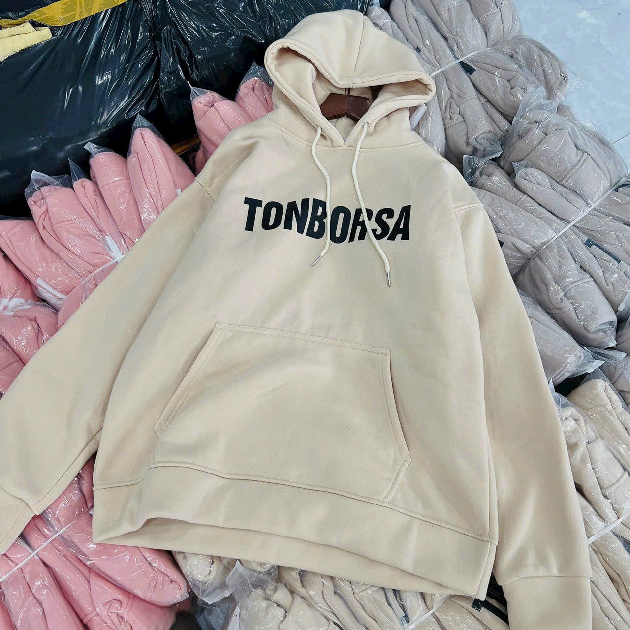 Áo Hoodie Nỉ Dệt Form Rộng In Chữ Tonborsa Nổi Siêu Đẹp Nón Trùm Đầu To Dây Kéo Tiện Đẹp Chất Vải Dày Dặn Hàng Hot Trend