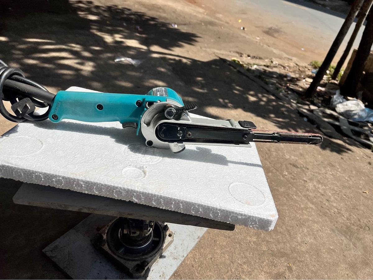 MÁY CHÀ NHÁM BĂNG (9X533MM) 500W MAKITA 9032- HÀNG CHÍNH HÃNG