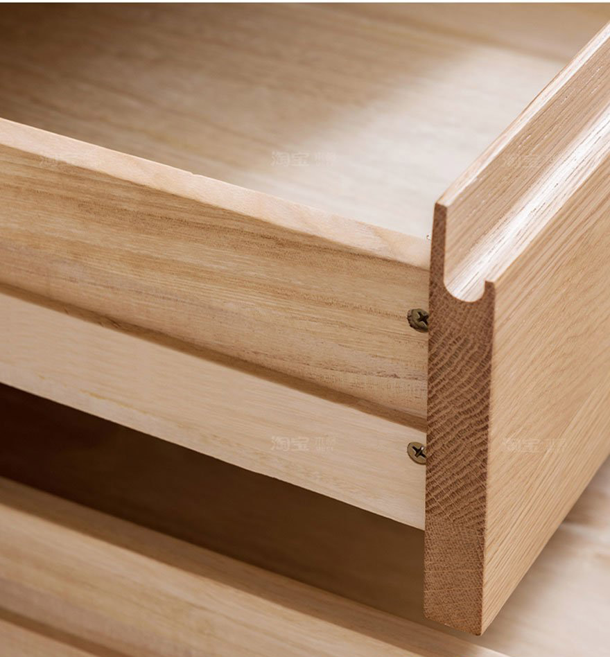 Tủ đựng quần áo bằng gỗ sồi chất lượng cao