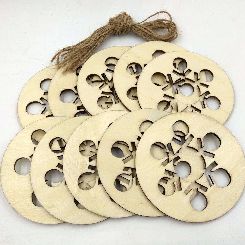 10Pcs/lot Hollow Snowflake Wooden Pieces Embellishments Wood Slices Arts Crafts