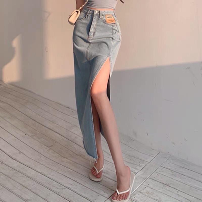 HOT HIT CHÂN VÁY JEANS DÀI XẺ HÔNG - ảnh thật trải sàn