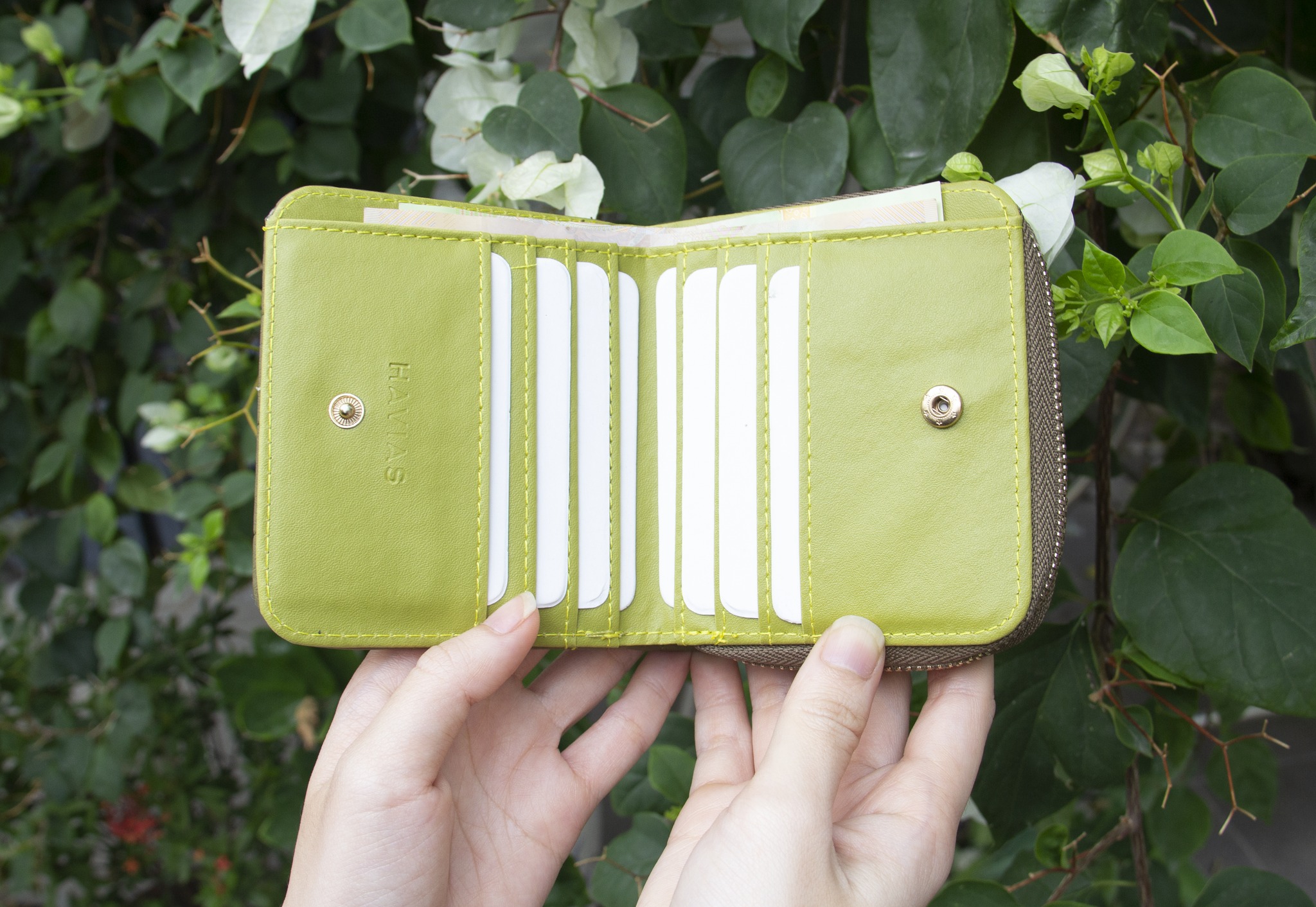 Ví gấp Zipped SQUARE 