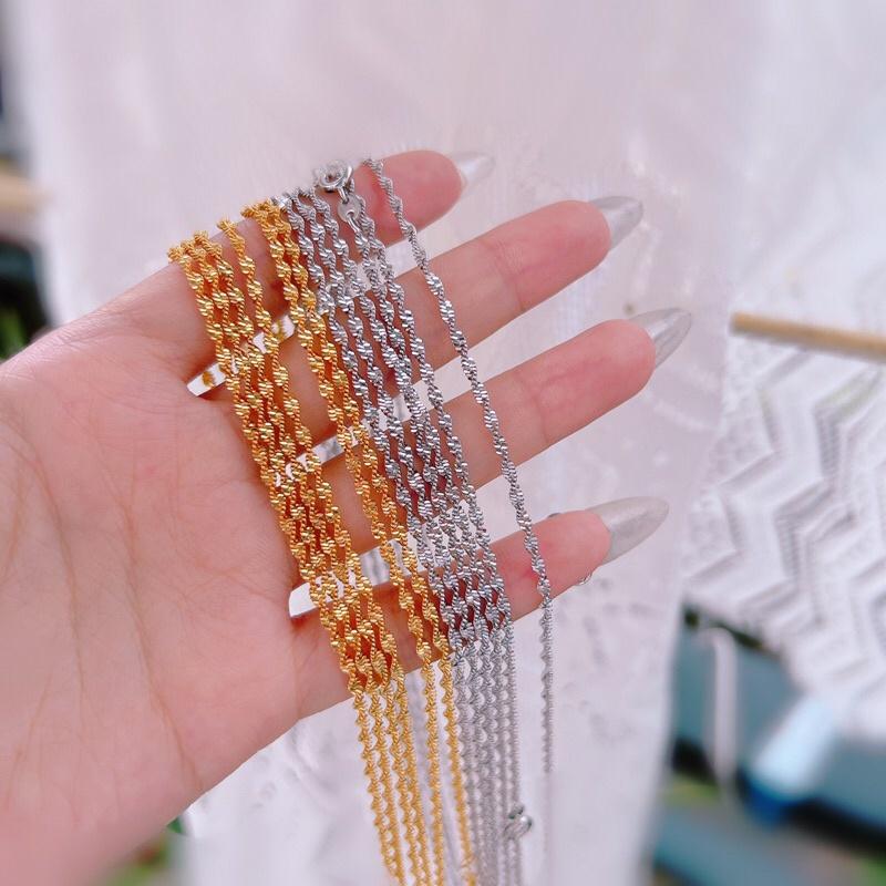 Dây chuyền xoắn bền màu