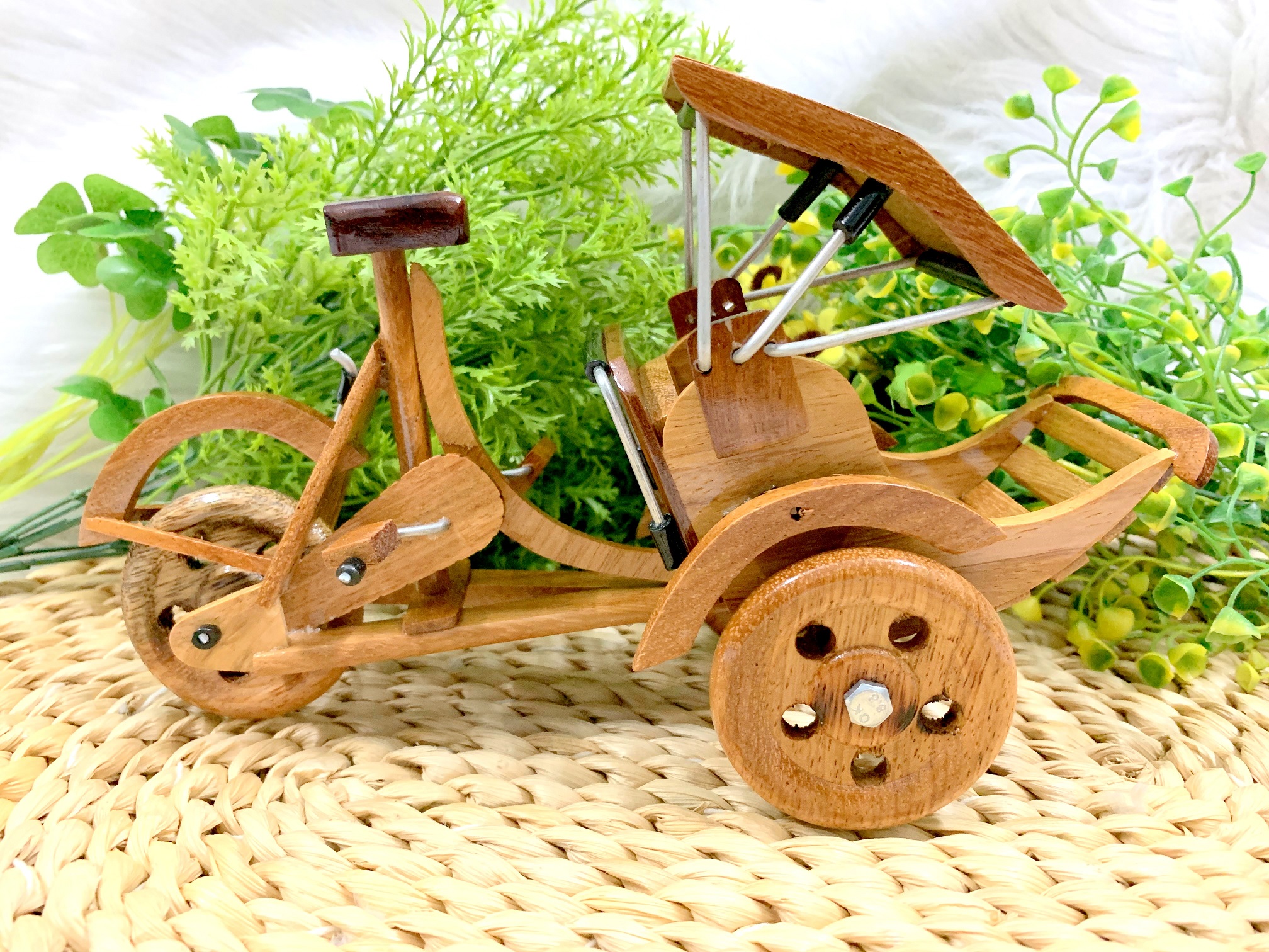 Xích Lô Việt Nam Gỗ Gõ