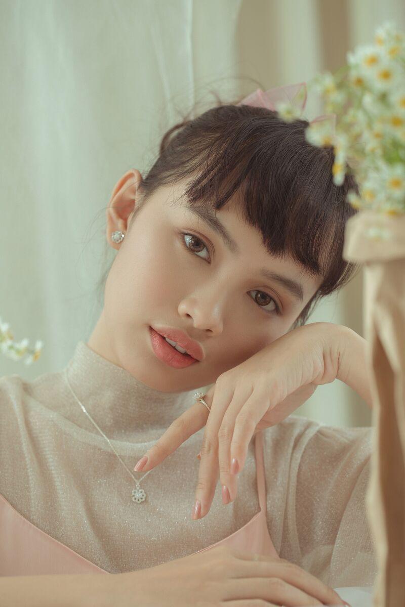 Vòng cổ bạc Bling It mặt hoa chuồn chuồn hạt đá BIVC215