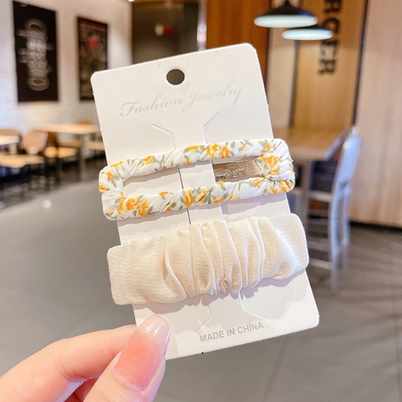 Set 2 kẹp tóc vải hoạ tiết vintage hàn quốc