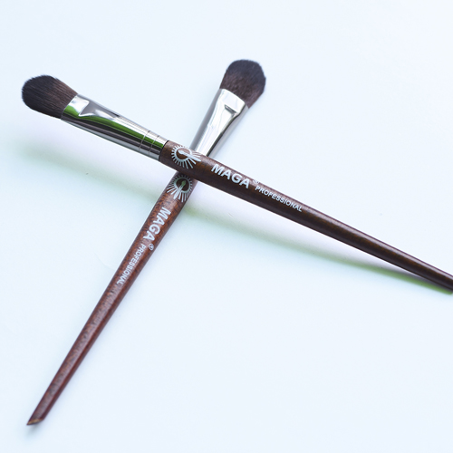 Cọ phủ phấn mũi hoặc highlight MAGA PRECISION HIGHLIGHTER BRUSH 25 2